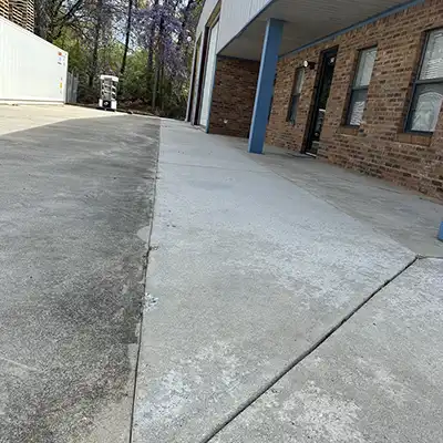 commercial sidewalk pressure washing georgia. Bubble Pros clean!